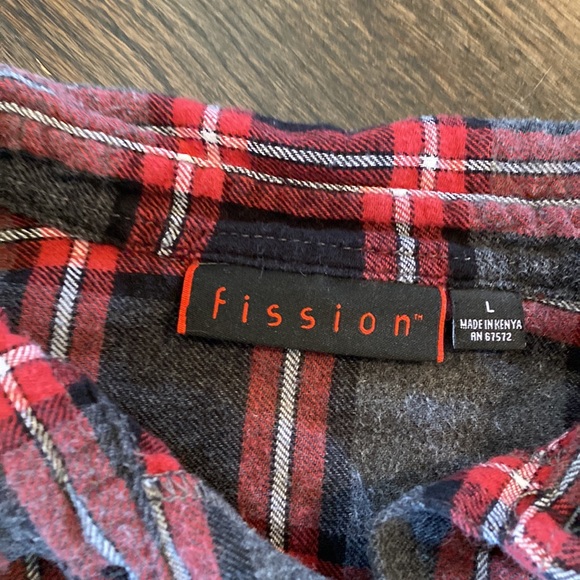 Fission Black Red Gray Flannel Shirt Large L VGUC - Picture 2 of 6